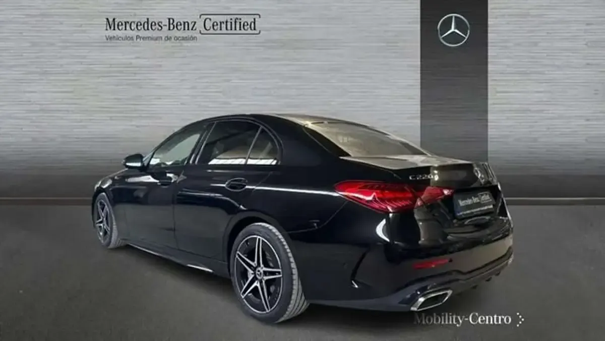 Usado Mercedes C220 197 CV (144 kW) 2025 Negro Berlina