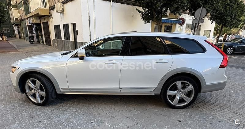 Usado Volvo V90 CC Pro 190 CV (139 kW) 2018 Blanco Familiar