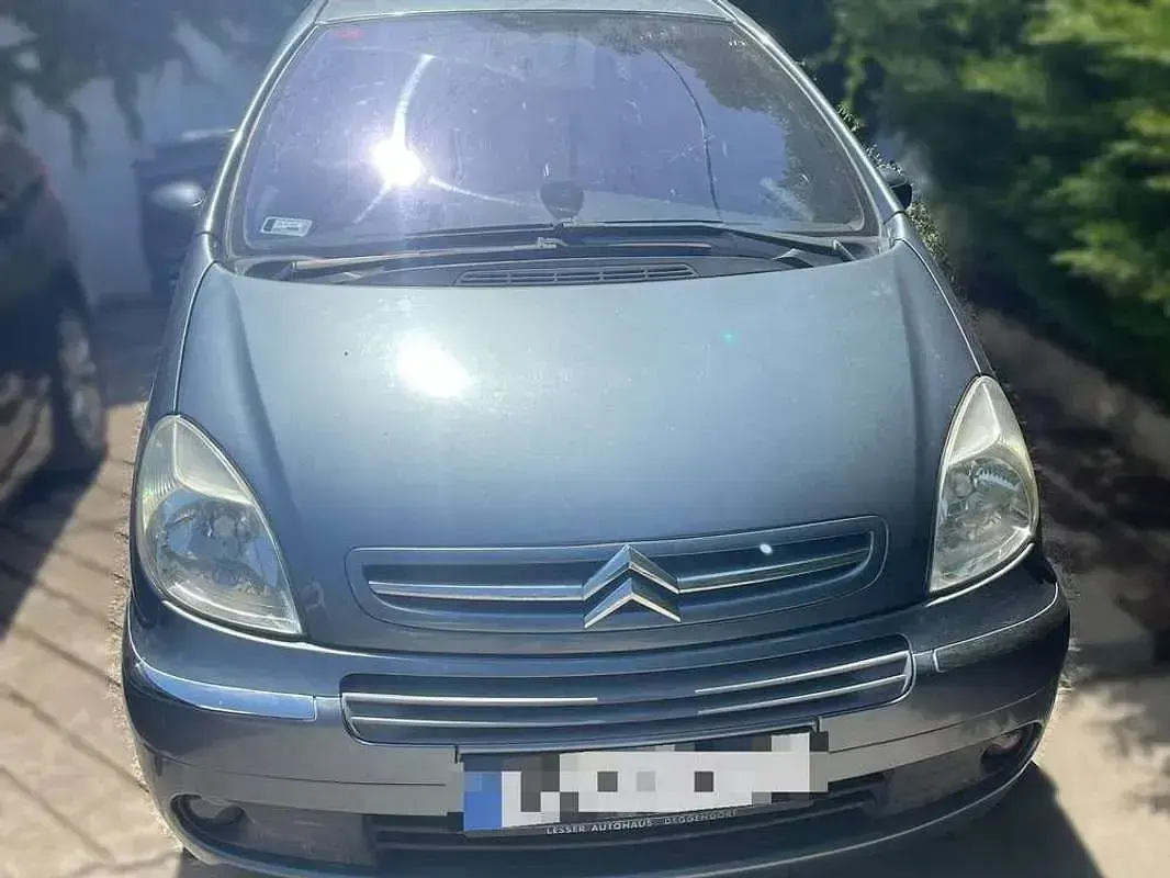 Usado Citroën Xsara Exclusive 109 CV (80 kW) 2008 Azul Monovolumen
