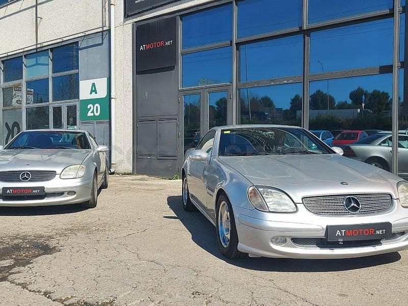 Usado Mercedes SLK200 163 CV (119 kW) 2003 Gris / plata Descapotable