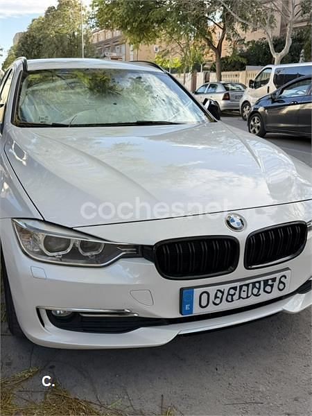 Usado BMW 318 Luxury Line 143 CV (105 kW) 2014 Blanco Familiar