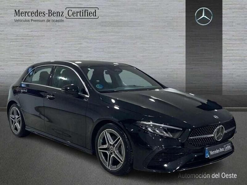 Usado Mercedes A180 137 CV (100 kW) 2025 Negro Utilitario