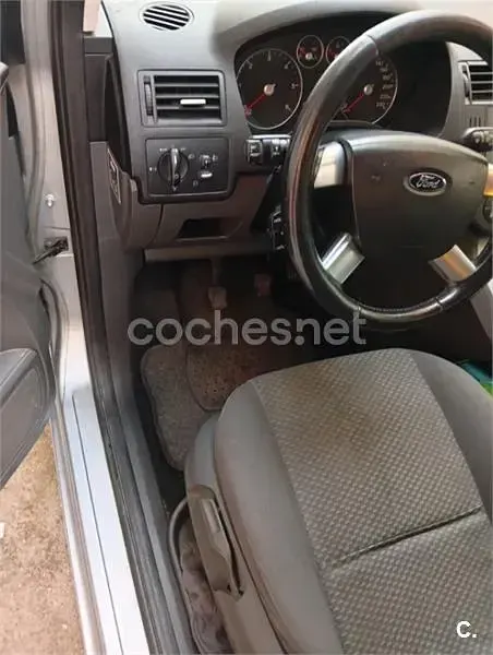 Usado Ford C-MAX Trend 109 CV (80 kW) 2007 Gris / plata Monovolumen
