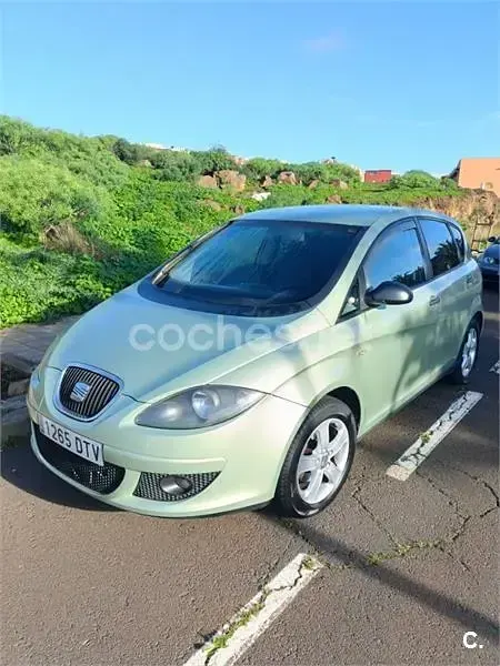 Usado Seat Altea Reference 102 CV (75 kW) 2005 Verde Monovolumen
