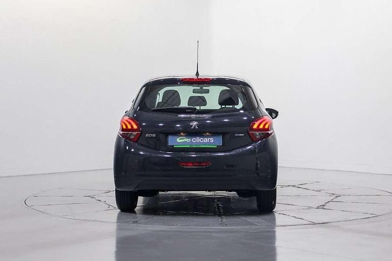 Usado Peugeot 208 Access 82 CV (60 kW) 2016 Negro Utilitario