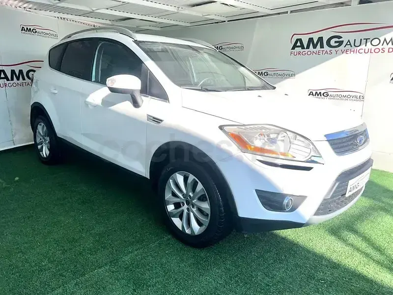 Usado Ford Kuga Titanium 140 CV (102 kW) 2011 Blanco SUV