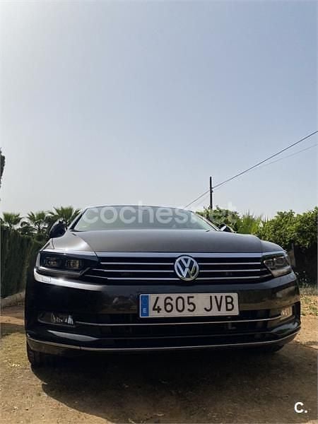 Usado VW Passat Sportline 150 CV (110 kW) 2016 Marrón Berlina