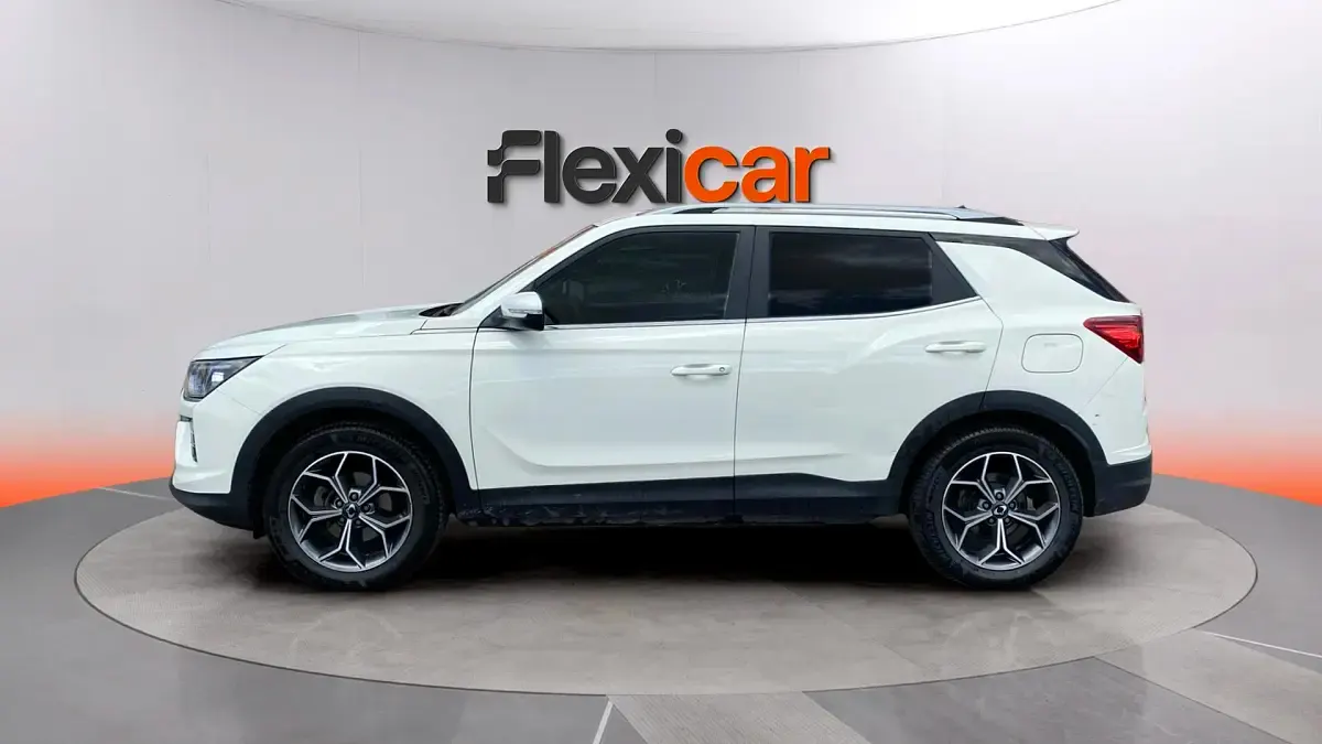 Usado SsangYong Korando 149 CV (109 kW) 2024 Blanco SUV