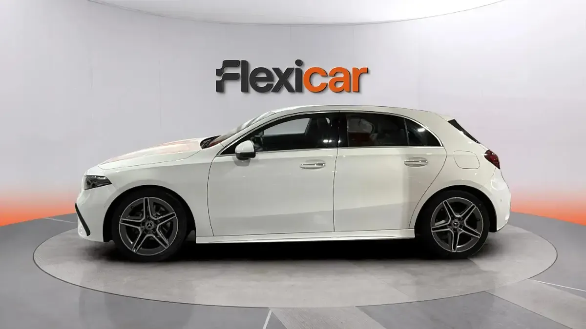 Usado Mercedes A200 150 CV (110 kW) 2023 Blanco Berlina