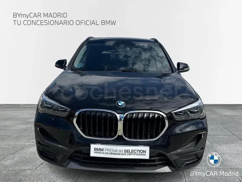 Käytetty BMW X1 Performance 116 HP (85 kW) 2022 Musta Katumaasturi