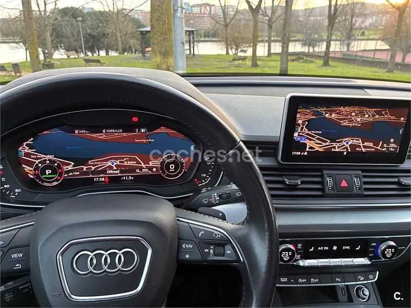 Usado Audi Q5 Design 163 CV (119 kW) 2018 Gris / plata SUV