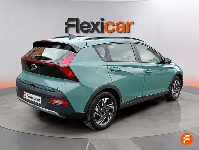 Usado Hyundai Bayon 84 CV (61 kW) 2023 Verde SUV