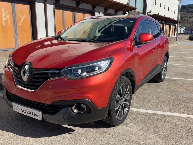 Usado Renault Kadjar Zen 130 CV (95 kW) 2018 Granate SUV