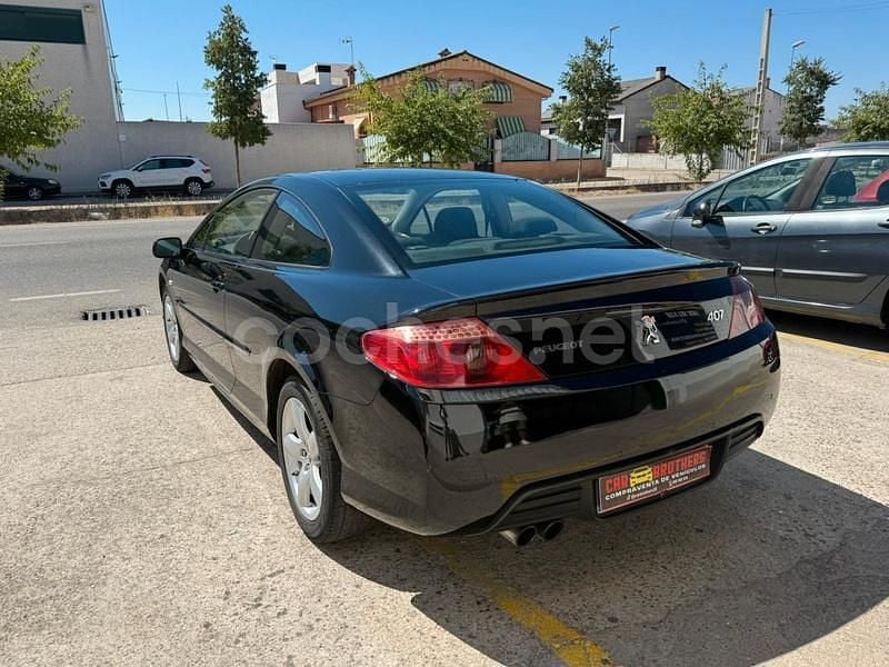 Usado Peugeot 407 Coupe 136 CV (100 kW) 2009 Negro Coupe