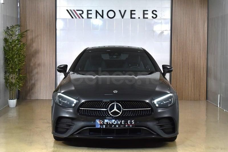 Usado Mercedes E220 194 CV (142 kW) 2023 Gris / plata Coupe