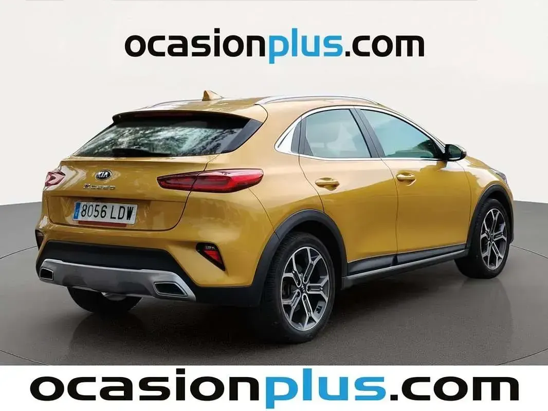 Usado Kia XCeed 140 CV (102 kW) 2020 Amarillo SUV