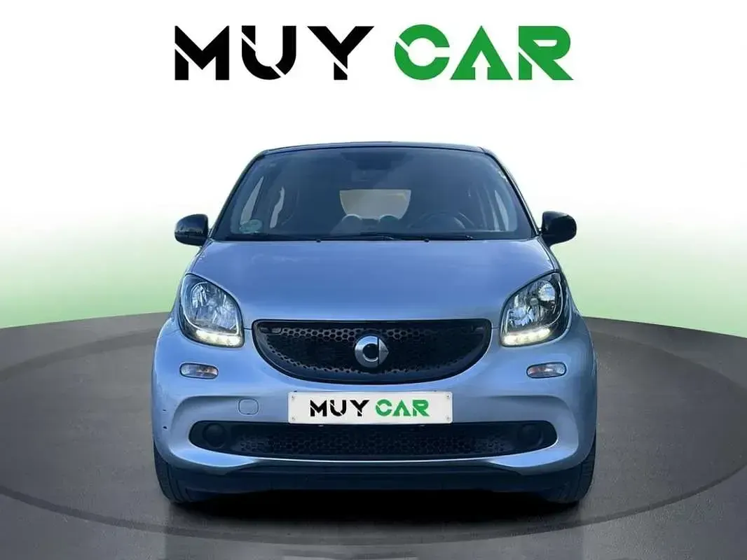 Usado Smart ForFour Prime 71 CV (52 kW) 2018 Gris Utilitario