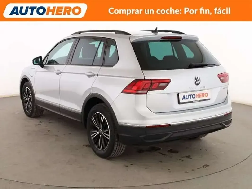 Usado VW Tiguan Life 245 CV (180 kW) 2022 Gris SUV