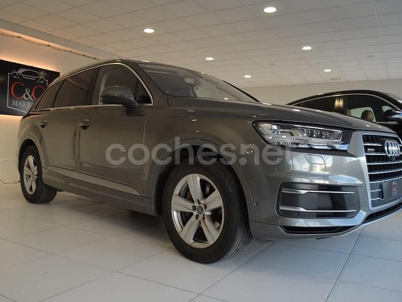 Usado Audi Q7 Ambiente 272 CV (200 kW) 2015 Gris / plata SUV
