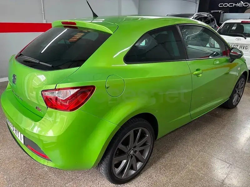 Usado Seat Ibiza SC FR 150 CV (110 kW) 2014 Verde Utilitario