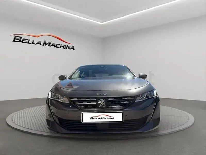 Usado Peugeot 508 Allure 130 CV (95 kW) 2021 Gris / plata Berlina