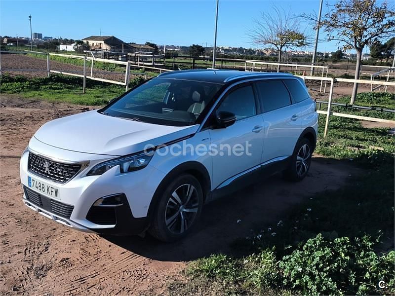 Usado Peugeot 5008 GT-line 130 CV (95 kW) 2017 Blanco SUV