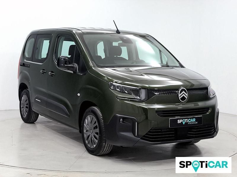 Usado Citroën Berlingo 102 CV (75 kW) 2025 Verde Monovolumen