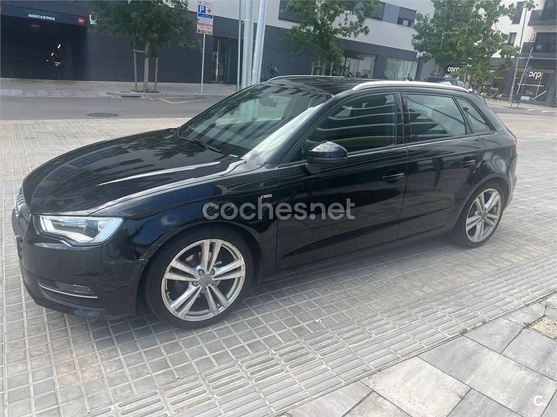 Usado Audi A3 Advanced 110 CV (80 kW) 2015 Negro Berlina