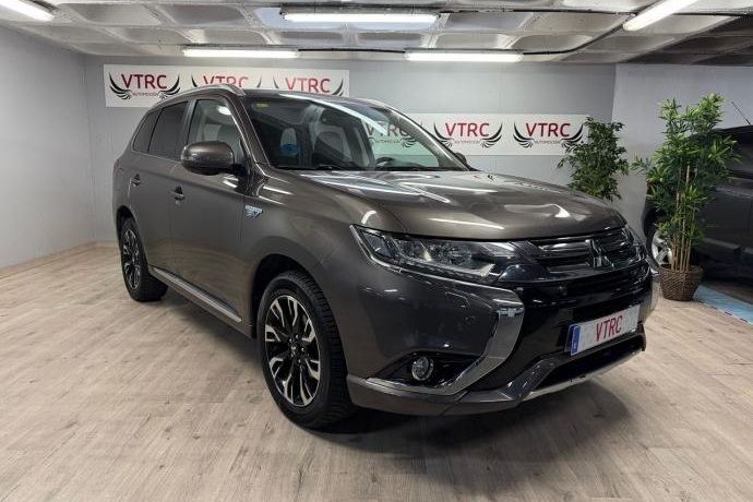 Usado Mitsubishi Outlander 203 CV (149 kW) 2016 SUV