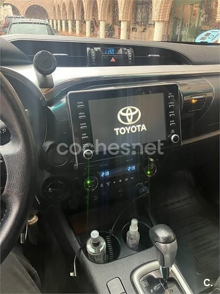 Usado Toyota HiLux 204 CV (150 kW) 2022 Gris / plata Recogida