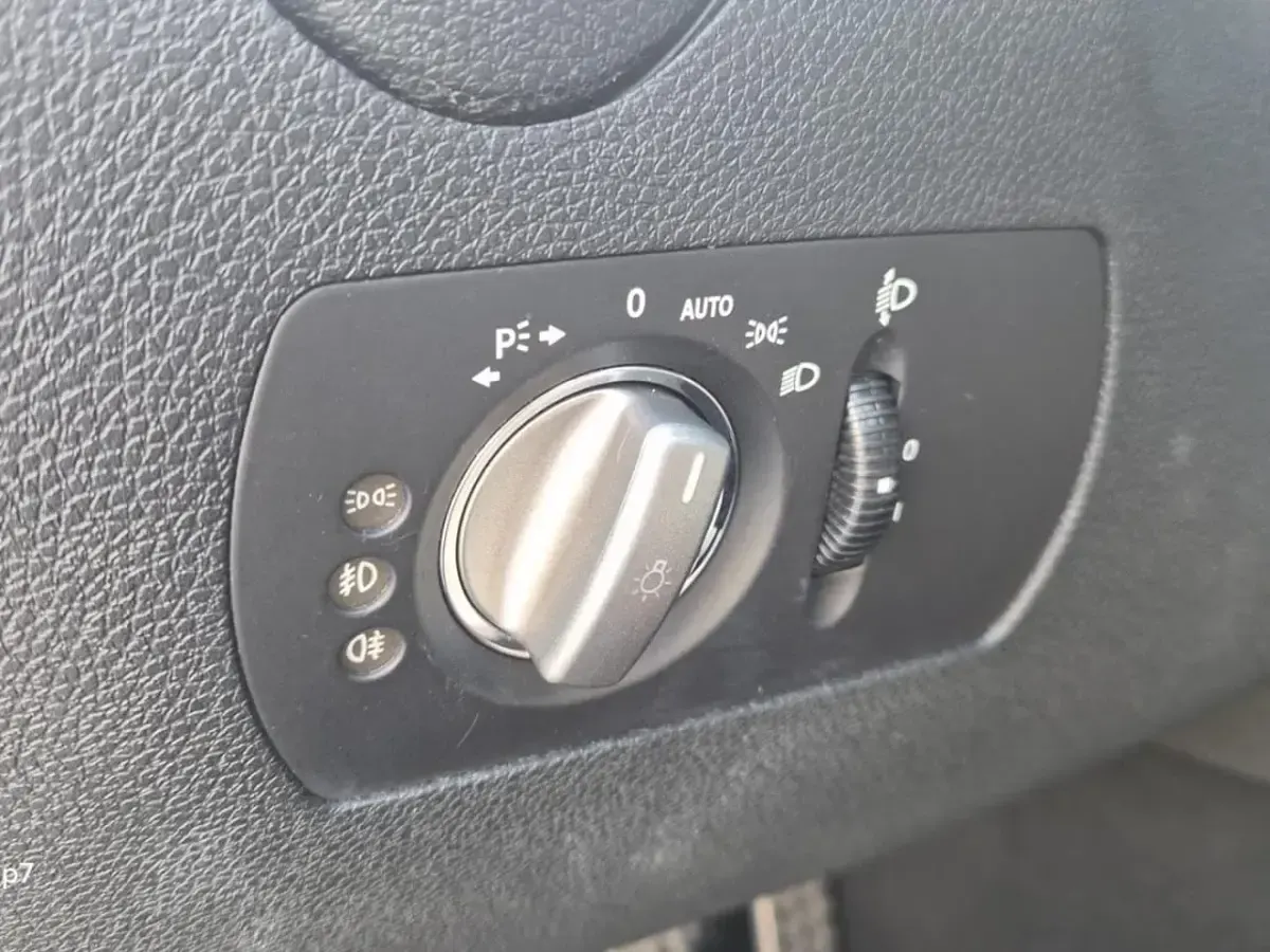 Usado Mercedes SLK200 163 CV (119 kW) 2008 Negro Descapotable