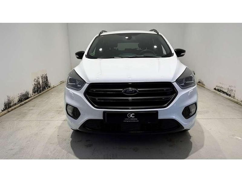 Usado Ford Kuga ST-Line 150 CV (110 kW) 2019 Blanco SUV