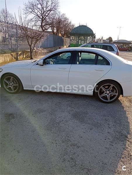 Usado Mercedes C180 AMG line 156 CV (114 kW) 2016 Blanco Berlina