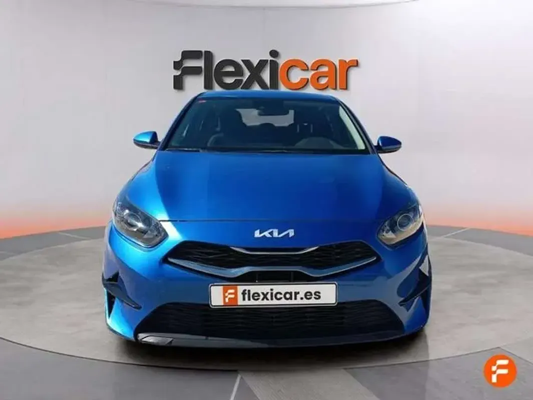 Usado Kia Ceed 101 CV (74 kW) 2021 Azul Utilitario