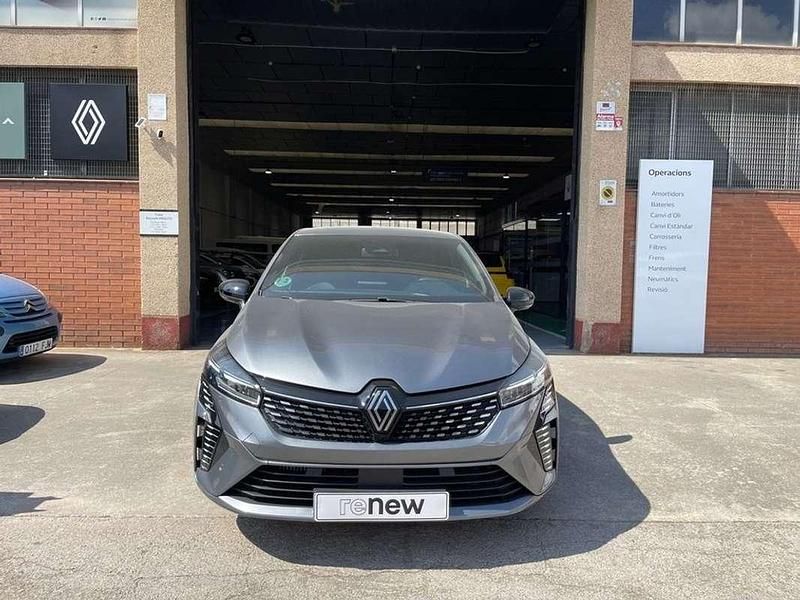 Usado Renault Clio V Techno 91 CV (66 kW) 2024 Gris Utilitario