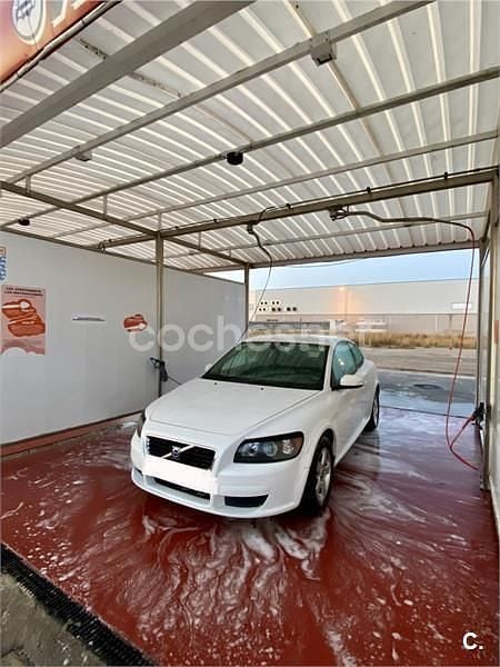 Blanco Usado 2007 Volvo C30 Momentum Utilitario | 4800 € (Buen precio) - Imagen 1/4
