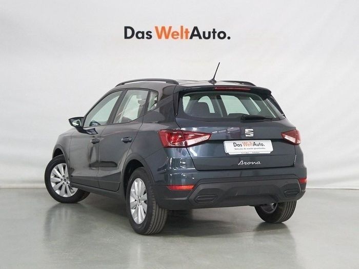 Gris Usado 2023 Seat Arona Style SUV | 18.600 € (Precio justo) - Imagen 1/4