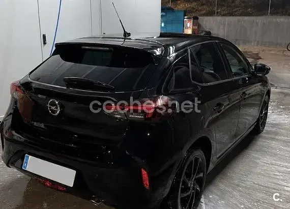Usado Opel Corsa GS Line 100 CV (73 kW) 2023 Negro Utilitario