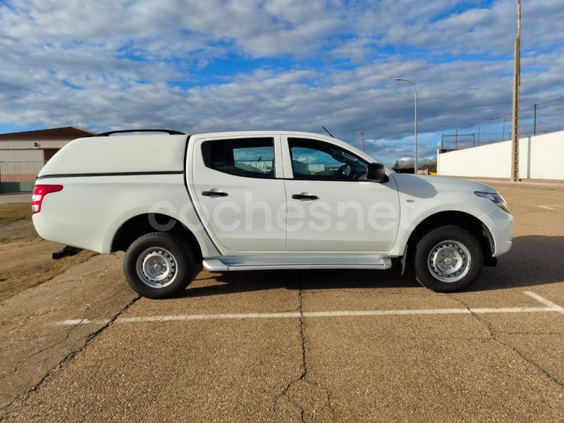 Usado Mitsubishi L200 154 CV (113 kW) 2019 Blanco Recogida
