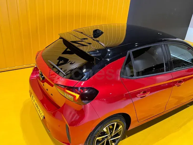 Usado Opel Corsa 100 CV (73 kW) 2025 Rojo Utilitario