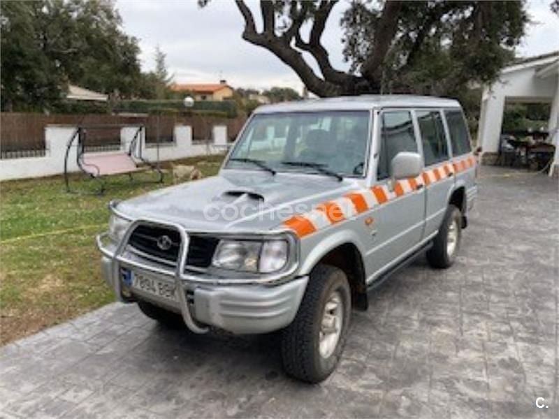 Gris / plata Usado 2001 Galloper Exceed SUV | 6900 € (Buen precio) - Imagen 1/4