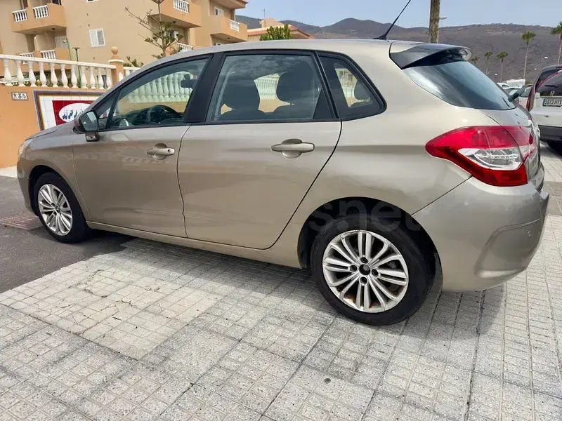 Usado Citroën C4 92 CV (67 kW) 2014 Beige Berlina