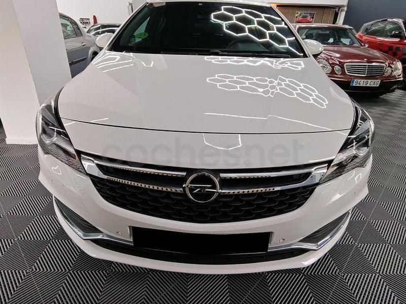 Brugt Opel Astra 160 HK (117 kW) 2018 Hvid Sedan
