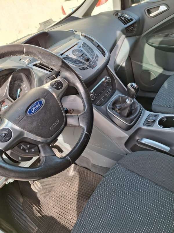 Usado Ford C-MAX Trend 125 CV (91 kW) 2014 Blanco Monovolumen