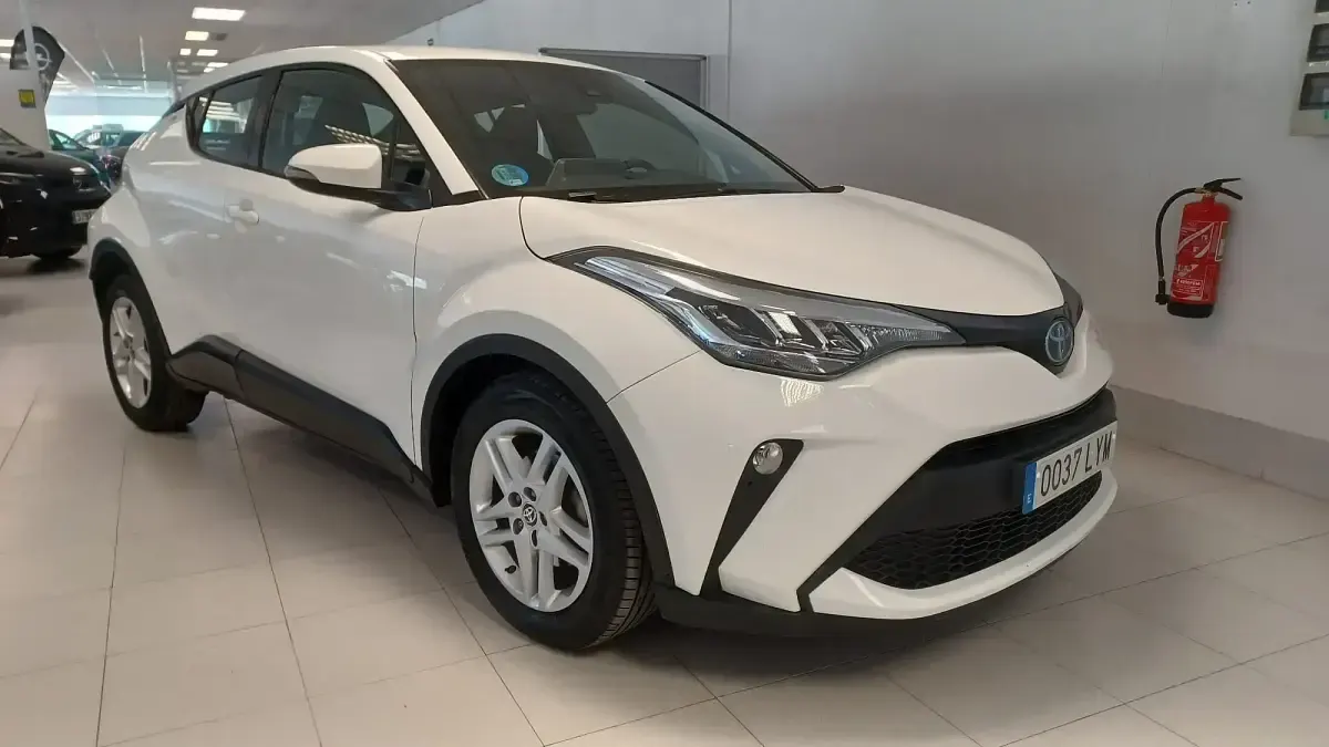 Usado Toyota C-HR Active 122 CV (89 kW) 2022 Otro SUV