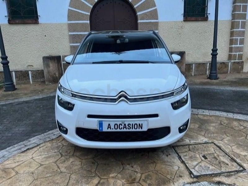 Usado Citroën Grand C4 Picasso Live 120 CV (88 kW) 2016 Blanco Monovolumen