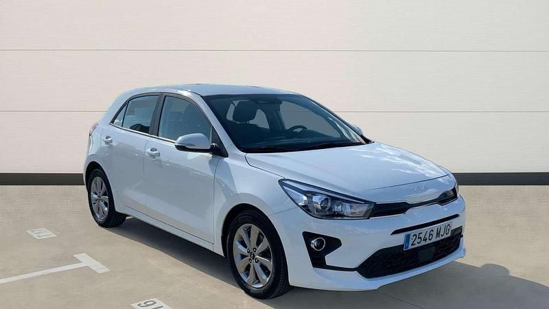 Usado 2023 Kia Rio Utilitario | 13.932 € (Precio justo) - Imagen 1/4