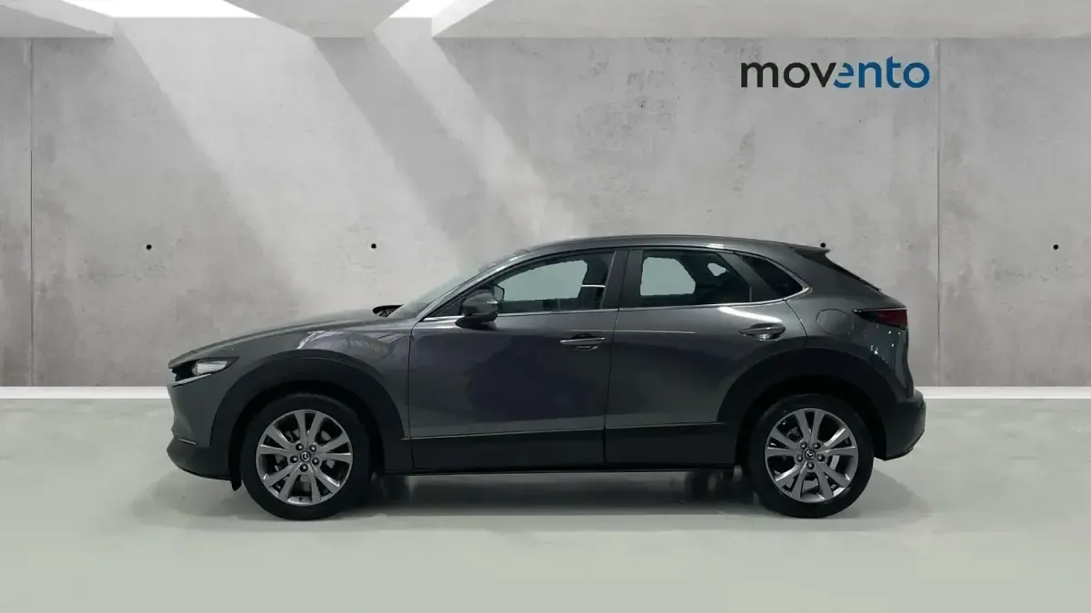Usado Mazda CX-30 Center-Line 140 CV (102 kW) 2025 Gris SUV