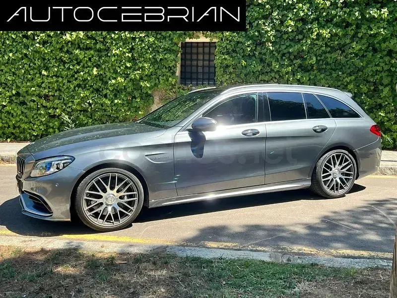 Usado Mercedes C63 AMG AMG 476 CV (350 kW) 2019 Gris / plata Familiar