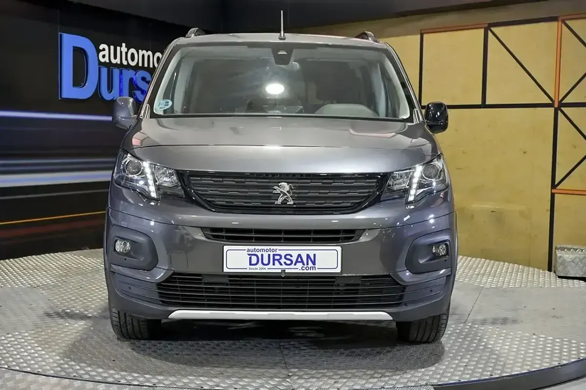 Usado Peugeot Rifter GT 130 CV (95 kW) 2022 Gris Monovolumen